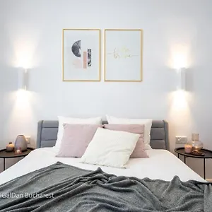  Apartament The Loft Luxury Apartments-near The Park In The Center