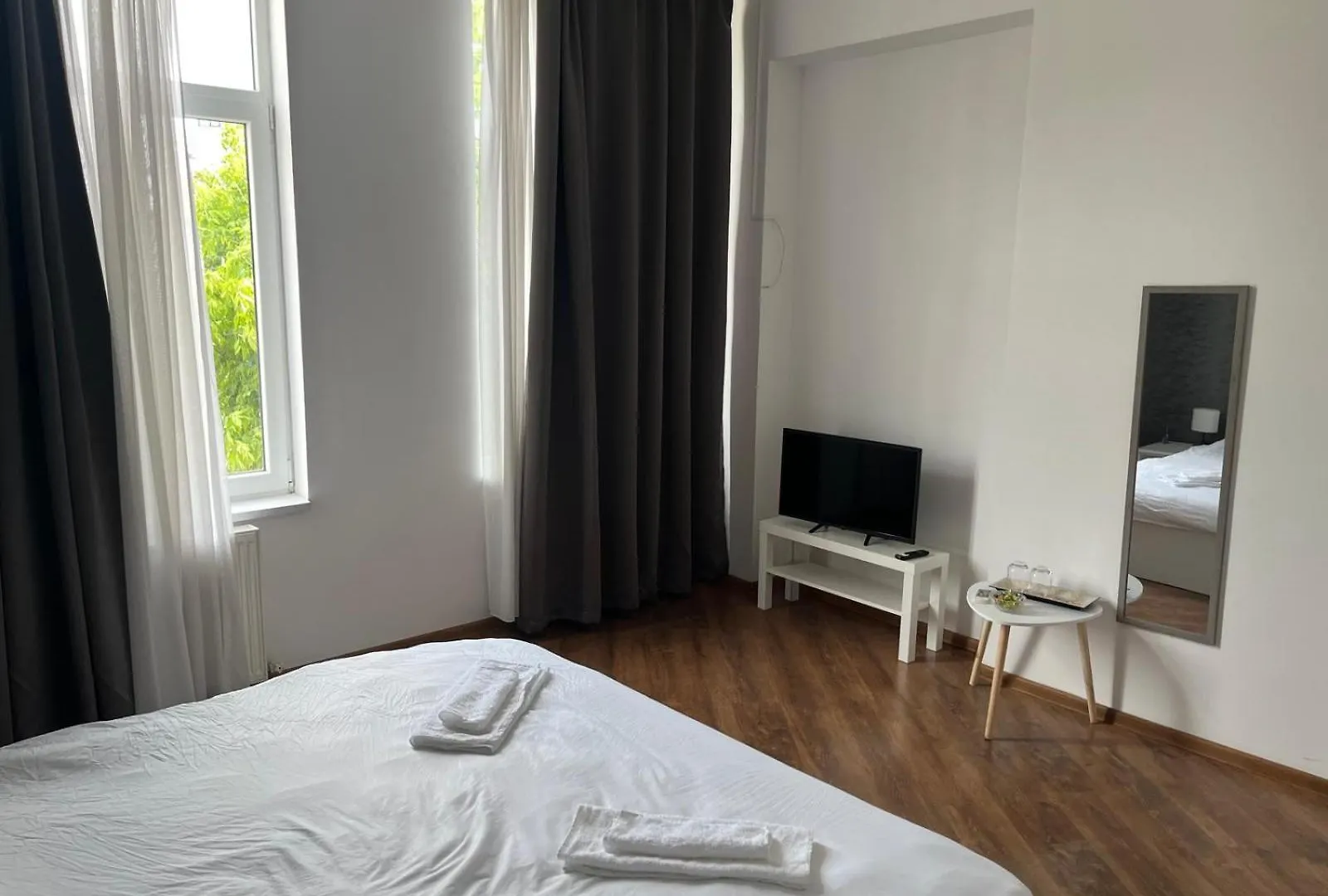Accommodatie bij particulieren House Of Tourists Garden And More Boekarest